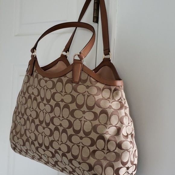 Coach handbag - Picture 6 of 8